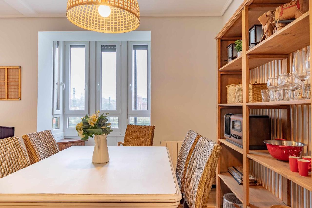 Apartamento Kuia Con Vistas Frontales A La Ria De Bilbao Cerca Del Metro エランディオ エクステリア 写真