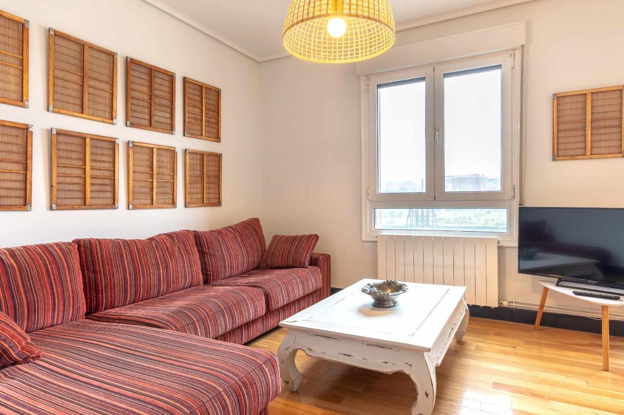 Apartamento Kuia Con Vistas Frontales A La Ria De Bilbao Cerca Del Metro エランディオ エクステリア 写真