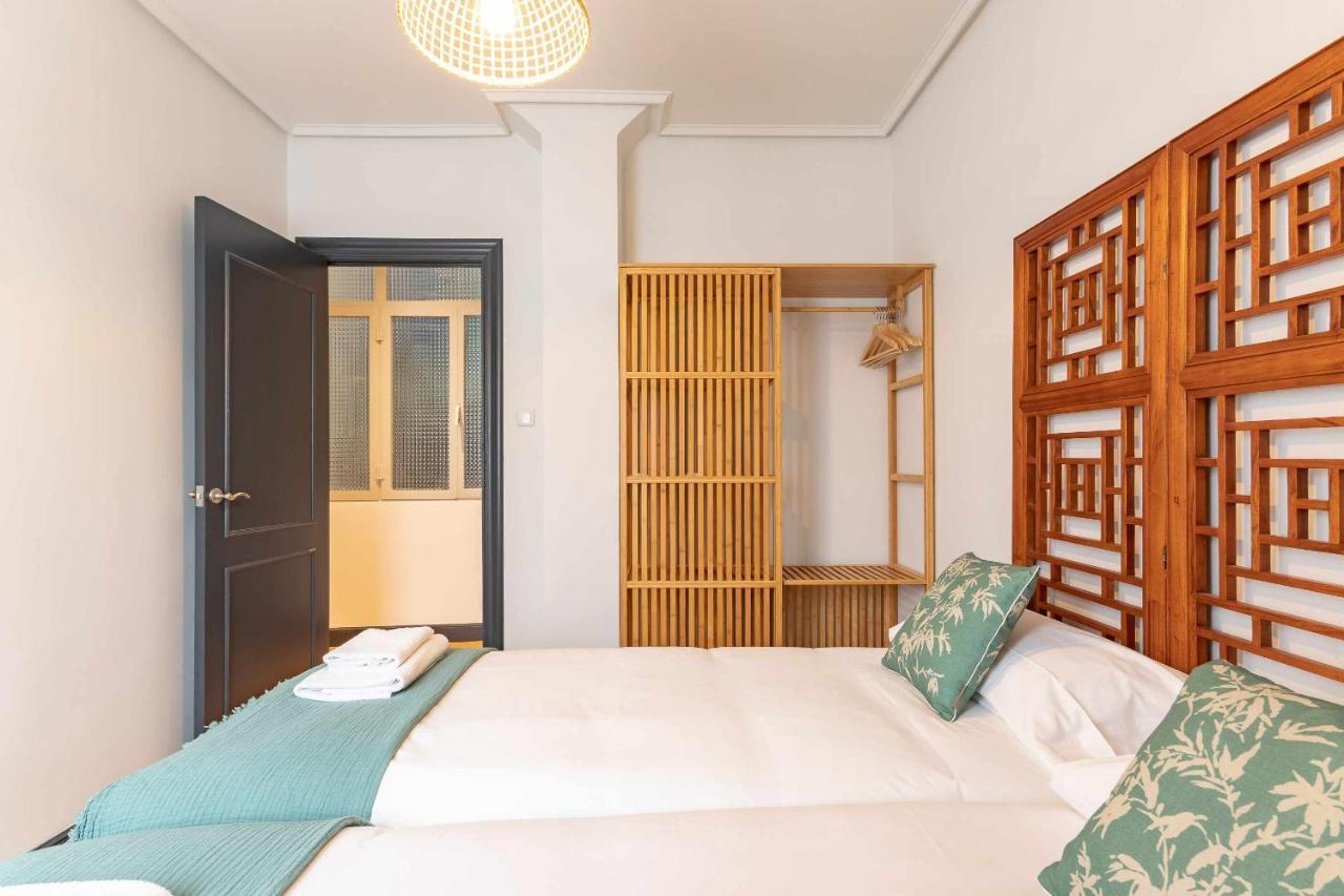 Apartamento Kuia Con Vistas Frontales A La Ria De Bilbao Cerca Del Metro エランディオ エクステリア 写真