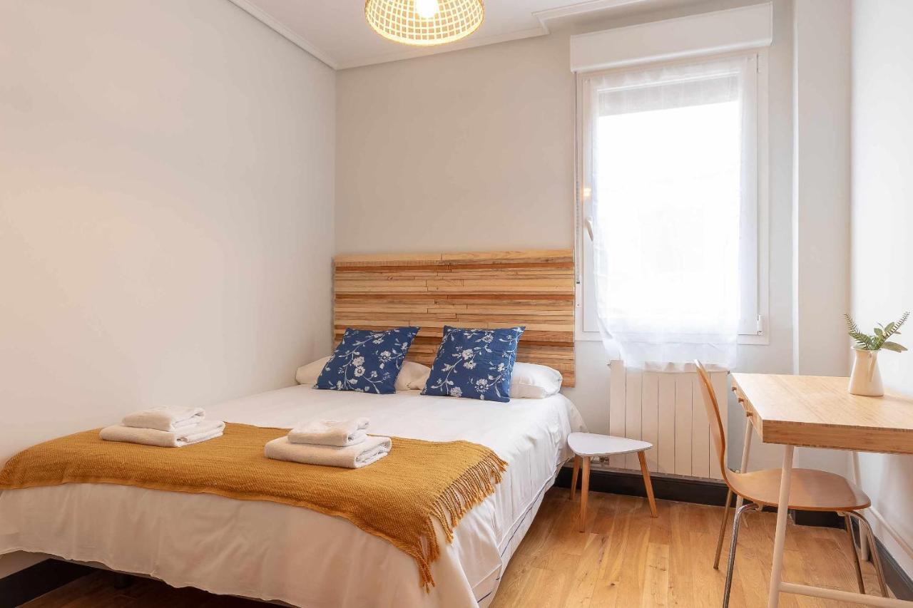 Apartamento Kuia Con Vistas Frontales A La Ria De Bilbao Cerca Del Metro エランディオ エクステリア 写真