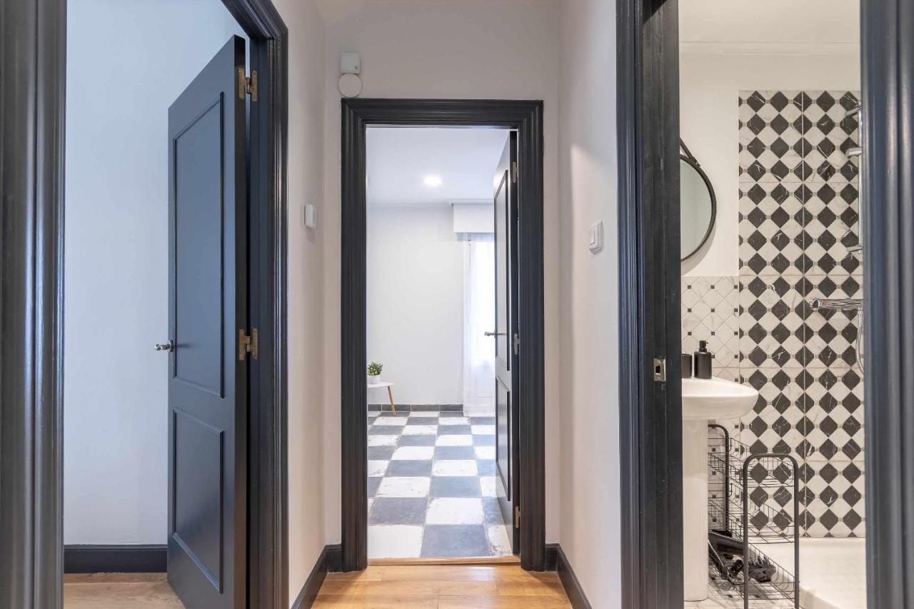 Apartamento Kuia Con Vistas Frontales A La Ria De Bilbao Cerca Del Metro エランディオ エクステリア 写真